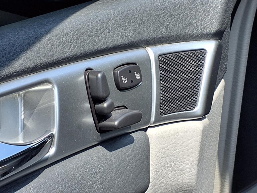 Thumbnail image of 2008 Chrysler Pacifica at Gorno Ford