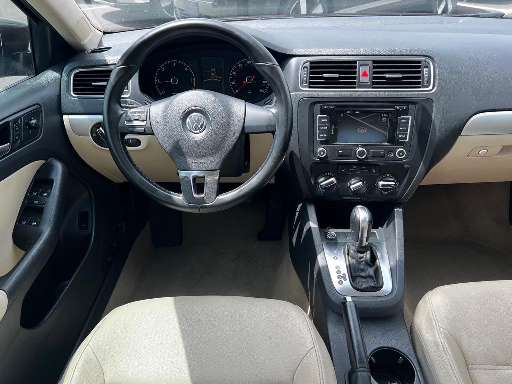 Thumbnail image of 2011 Volkswagen Jetta at Auffenberg Hyundai
