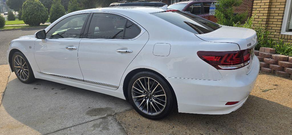 Thumbnail image of 2013 Lexus LS 460 at AC GREENWICH AUTO BROKERS