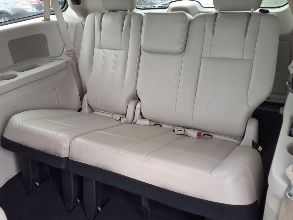 Thumbnail image of 2015 Chrysler Town and Country at Instacredit Automart