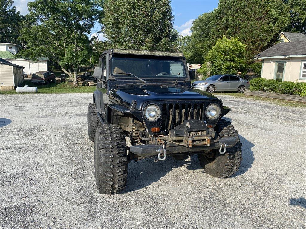Thumbnail image of 1998 Jeep Wrangler at Cartown Auto Sales