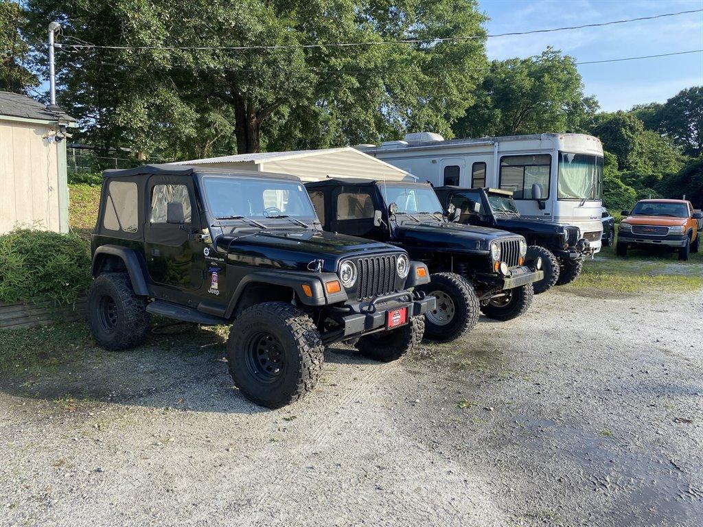 Thumbnail image of 1998 Jeep Wrangler at Cartown Auto Sales