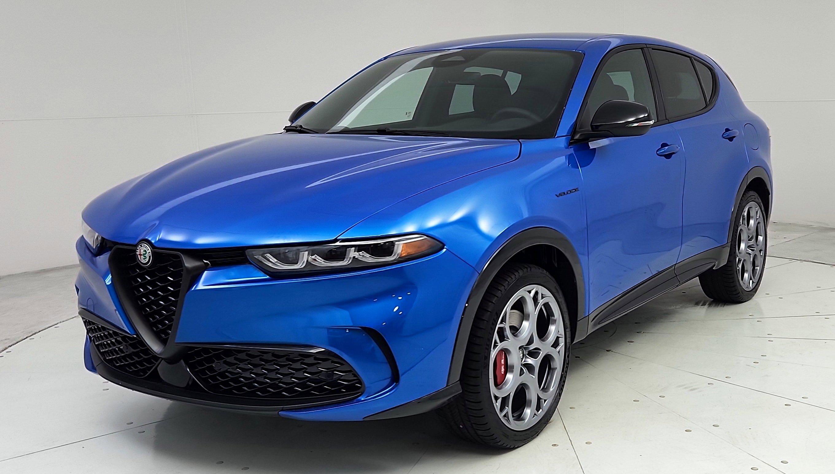 Thumbnail image of 2024 Alfa Romeo Tonale Hybrid at Maserati & Alfa Romeo of Monmouth