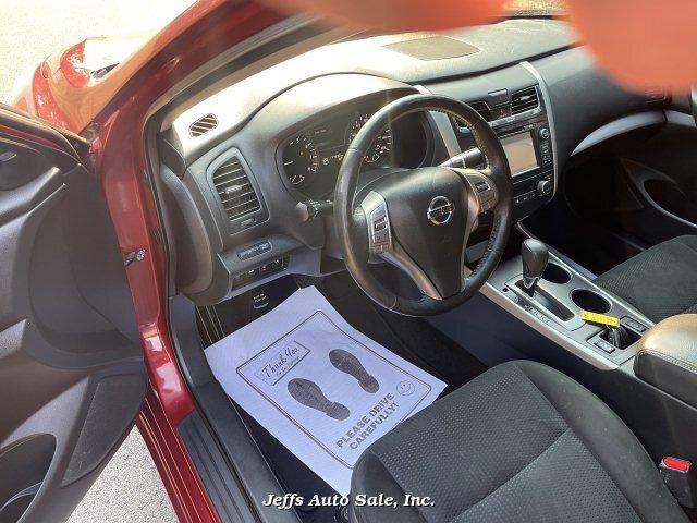 Thumbnail image of 2015 Nissan Altima at Jeff's Auto Sale, Inc.