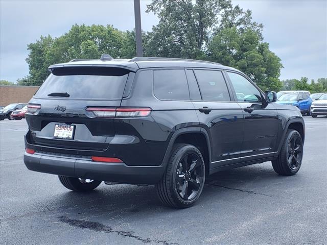 Thumbnail image of 2024 Jeep Grand Cherokee L at Coppus Motors