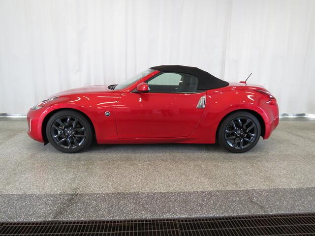 Thumbnail image of 2019 Nissan 370Z at Bommarito Chevrolet