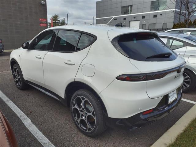 Thumbnail image of 2024 Alfa Romeo Tonale Hybrid at Jim Butler Alfa Romeo Maserati