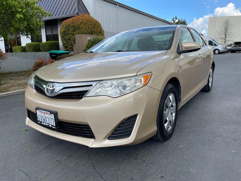 Thumbnail image of 2012 Toyota Camry at JAY'S AUTO CENTER