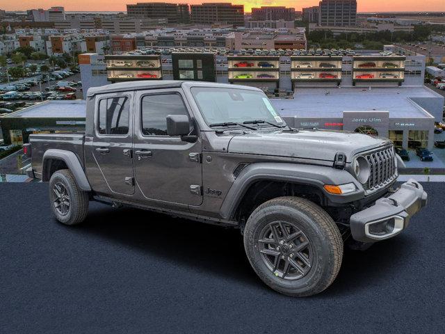 Thumbnail image of 2025 Jeep Gladiator at Jerry Ulm Dodge Chrysler Jeep_DMS