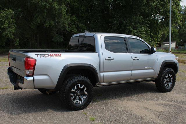 Thumbnail image of 2017 Toyota Tacoma at Lexdan Automotive Inc.