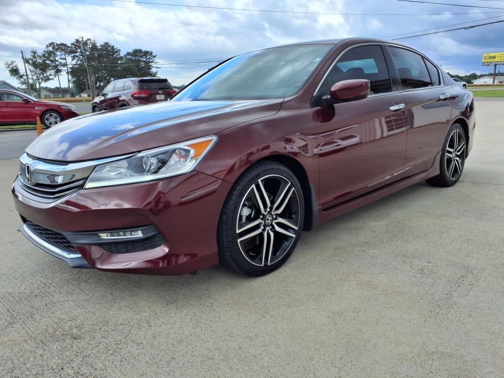 Thumbnail image of 2016 Honda Accord at Suski's Auto Sales