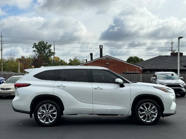 Thumbnail image of 2023 Toyota Highlander at Joseph Toyota Of Cincinnati