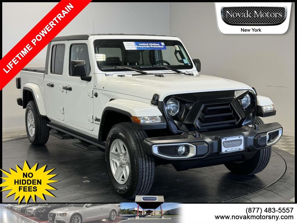 Thumbnail image of 2022 Jeep Gladiator at Novak Motors NY