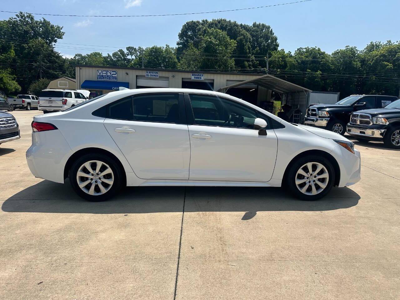 Thumbnail image of 2022 Toyota Corolla at Van 2 Auto Sales Inc.