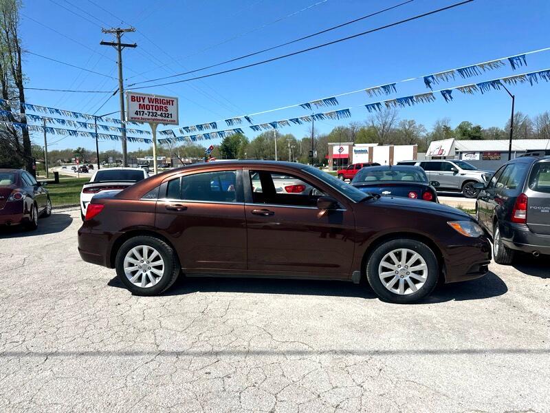 Thumbnail image of 2013 Chrysler 200 at Buy Wright Motors