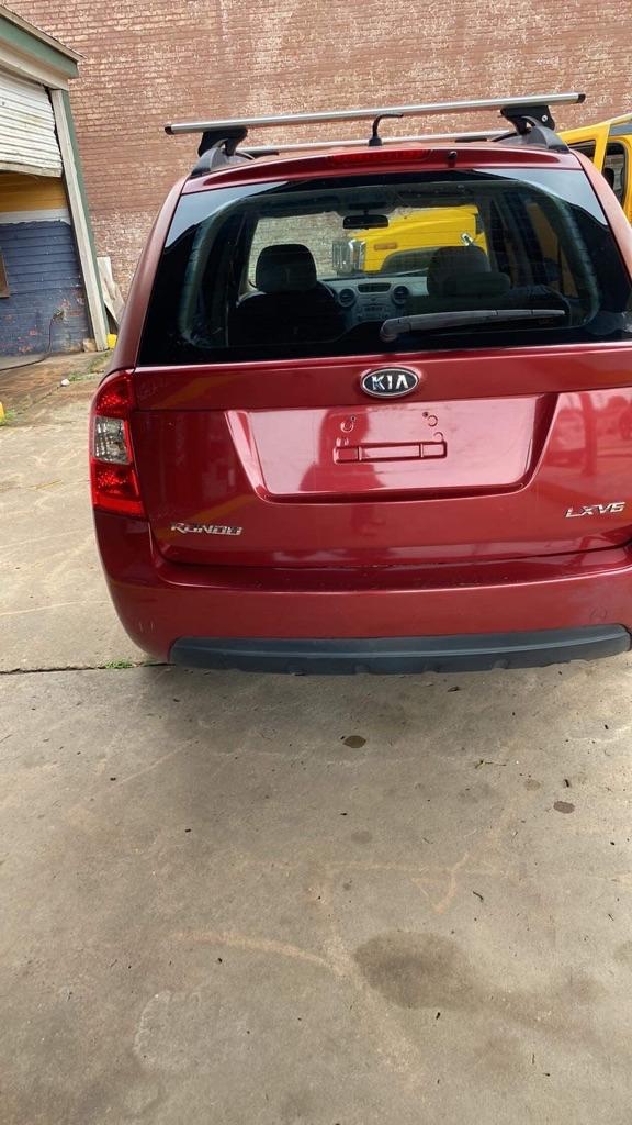 Thumbnail image of 2008 Kia Rondo at Chads of Hartford, AL