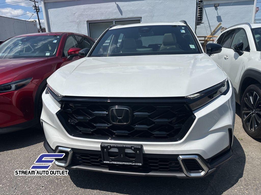 Thumbnail image of 2023 Honda CR-V Hybrid at STREAM AUTO OUTLET