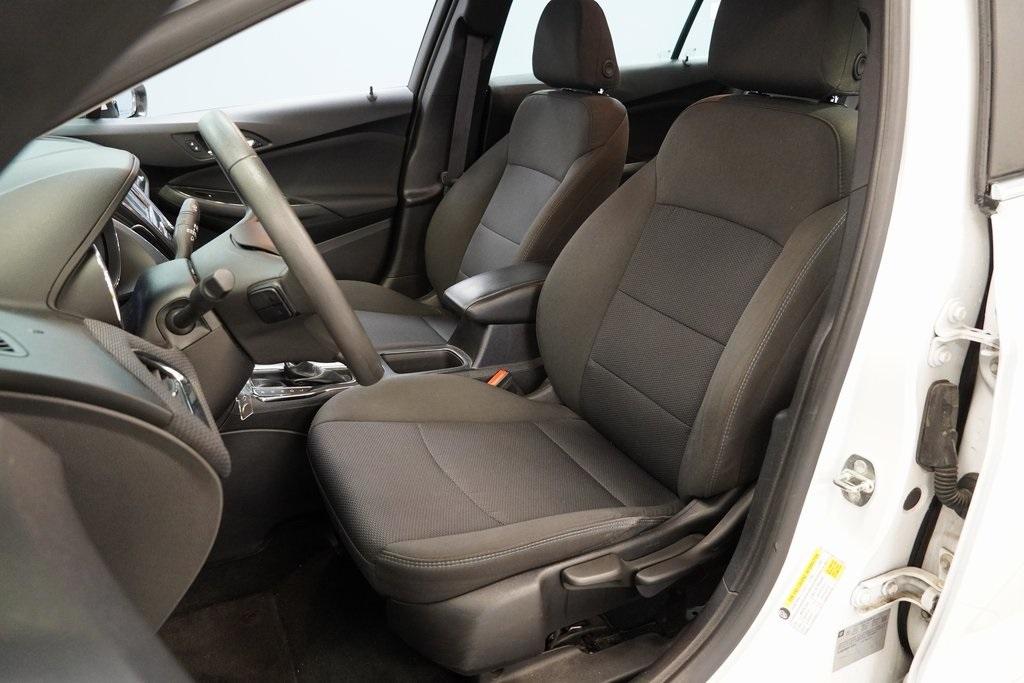 Thumbnail image of 2017 Chevrolet Cruze at Serpentini Chevrolet of Strongsville