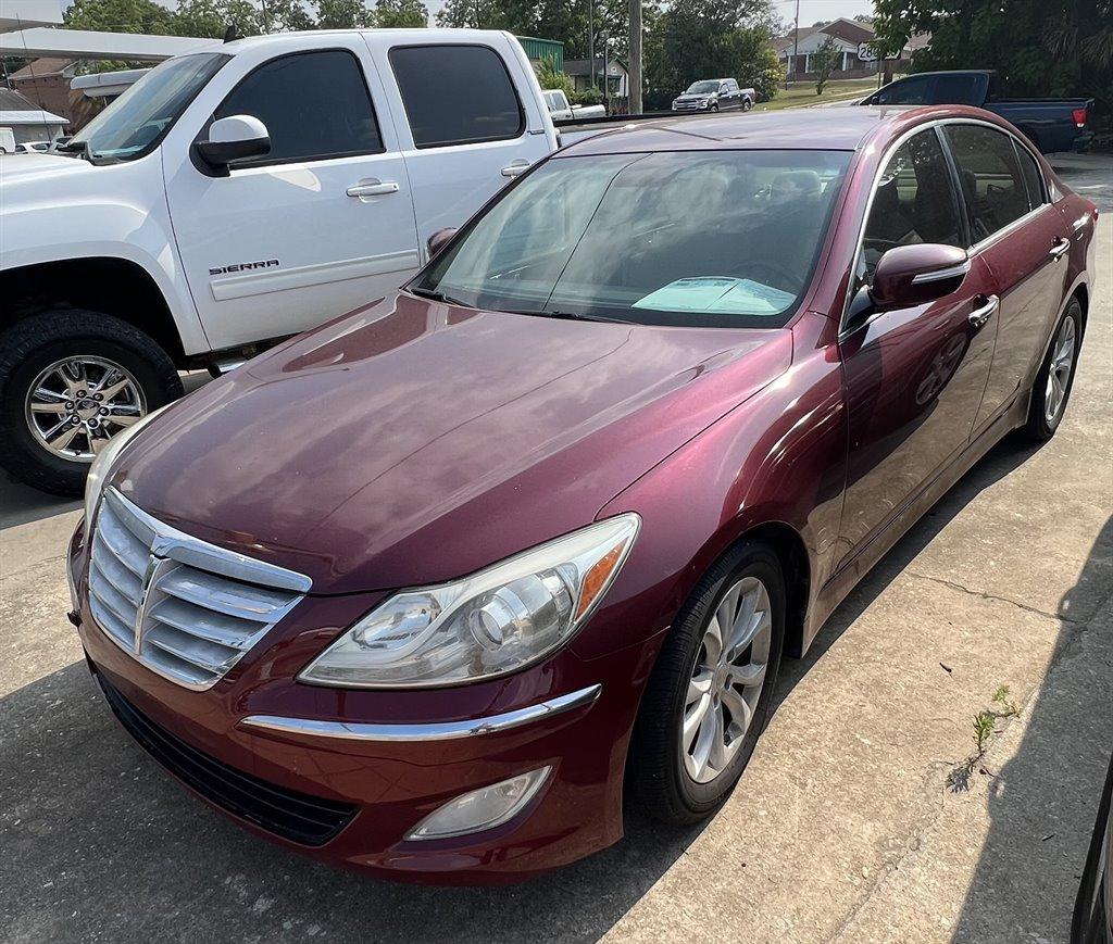 Thumbnail image of 2013 Hyundai Genesis at K & K Sales, LLC