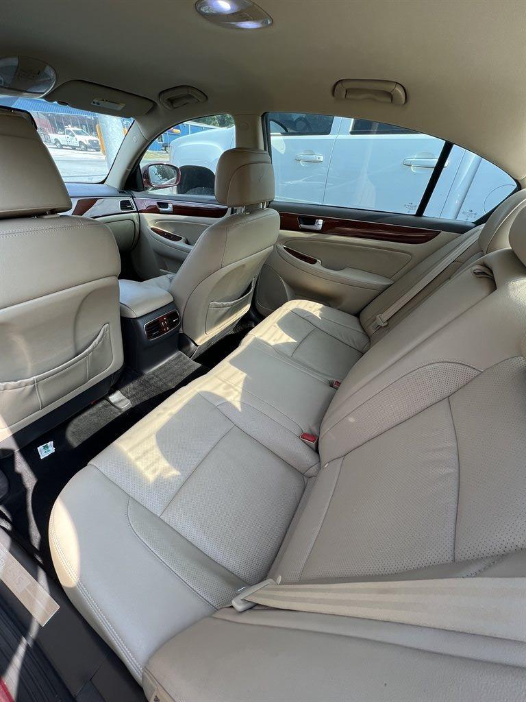 Thumbnail image of 2013 Hyundai Genesis at K & K Sales, LLC
