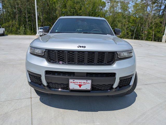 Thumbnail image of 2025 Jeep Grand Cherokee L at Kim's Chrysler Dodge Jeep Toyota (Used)