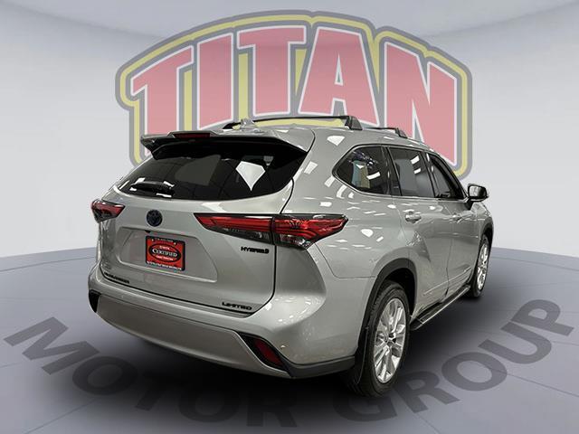 Thumbnail image of 2022 Toyota Highlander Hybrid at Toyota of Bay Ridge Brooklyn