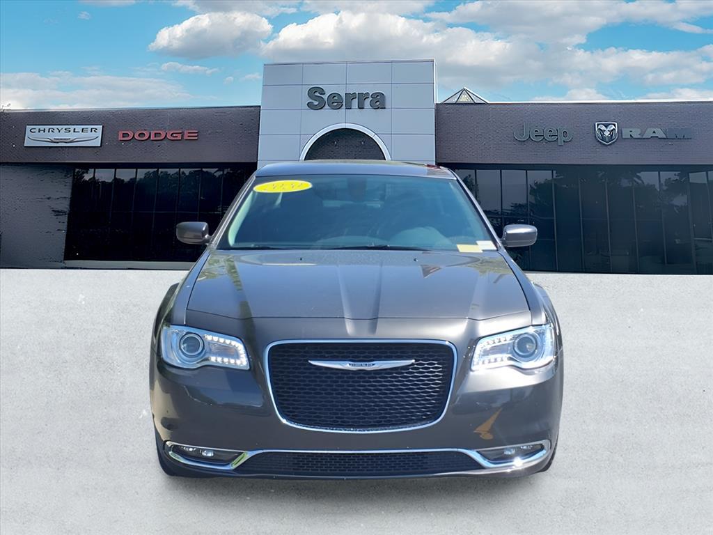 Thumbnail image of 2020 Chrysler 300 at Serra Chrysler Dodge Jeep Ram Lake Orion