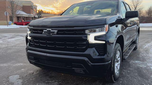Thumbnail image of 2024 Chevrolet Silverado 1500 at Lafontaine Chevrolet