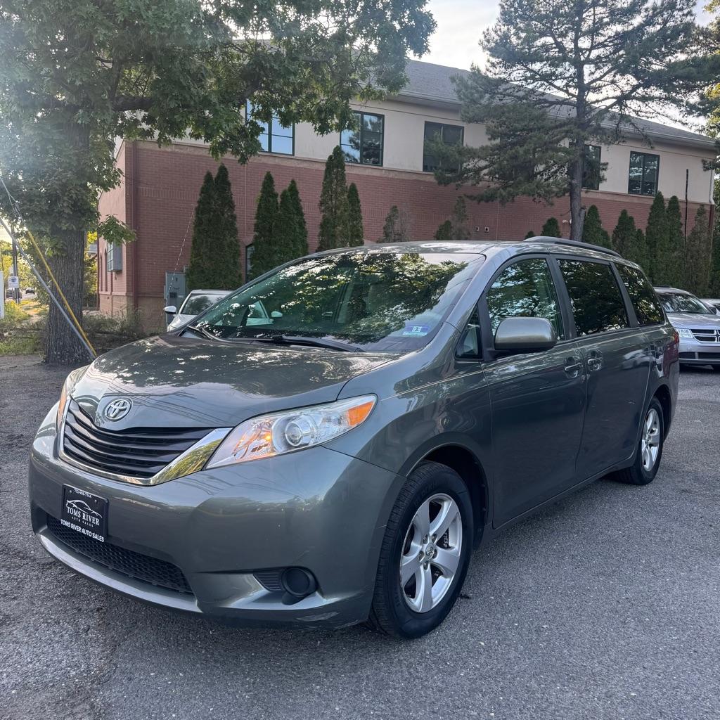 Thumbnail image of 2013 Toyota Sienna at TOMS RIVER AUTO SALES LLC