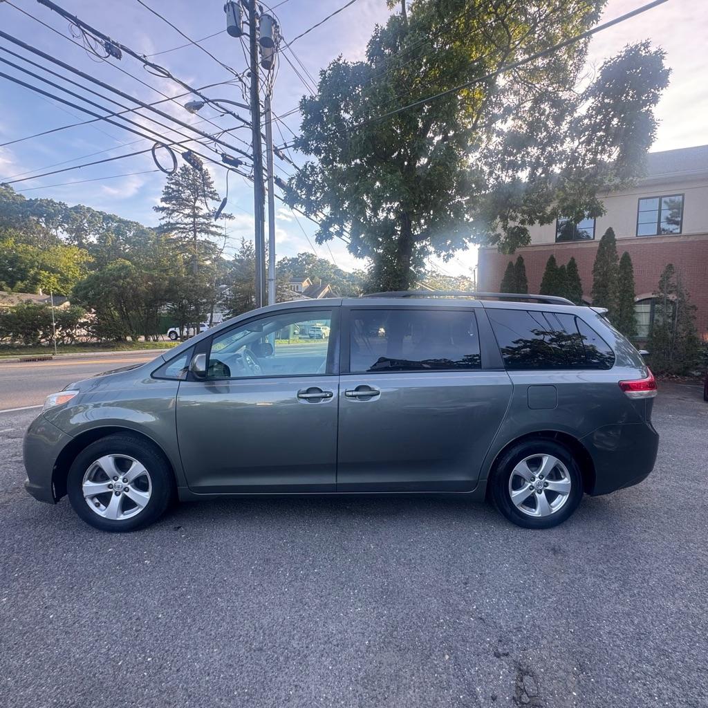 Thumbnail image of 2013 Toyota Sienna at TOMS RIVER AUTO SALES LLC