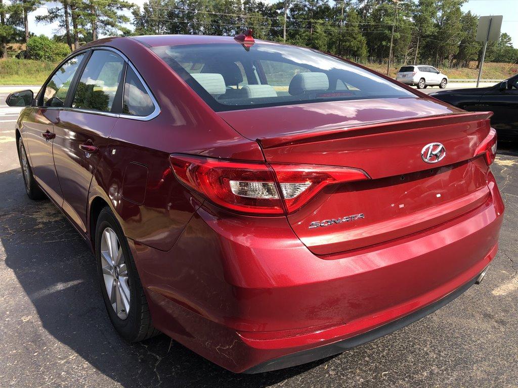 Thumbnail image of 2016 Hyundai SONATA at Momentum Motor Group