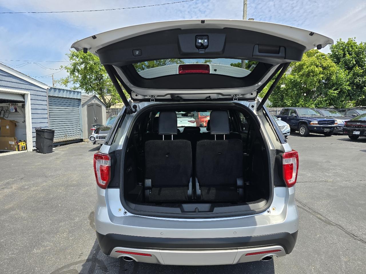 Thumbnail image of 2016 Ford Explorer at Front Line Auto Sales
