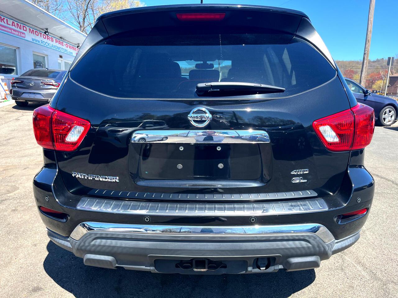 Thumbnail image of 2017 Nissan Pathfinder at Rockland Motors