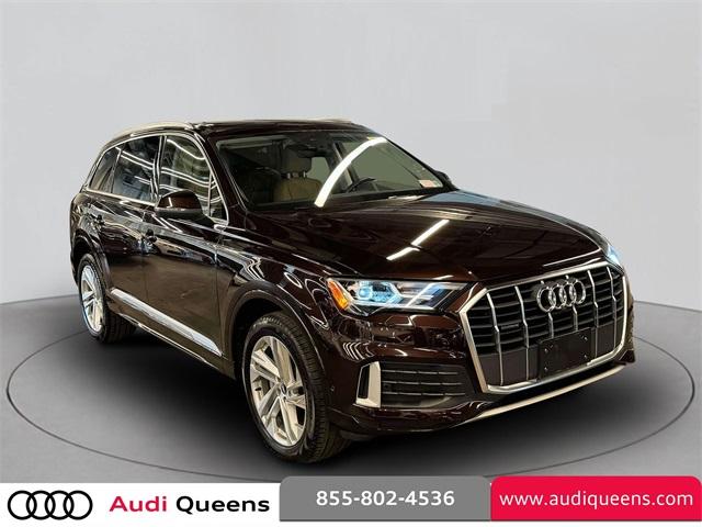 Thumbnail image of 2021 Audi Q7 at Audi Queens