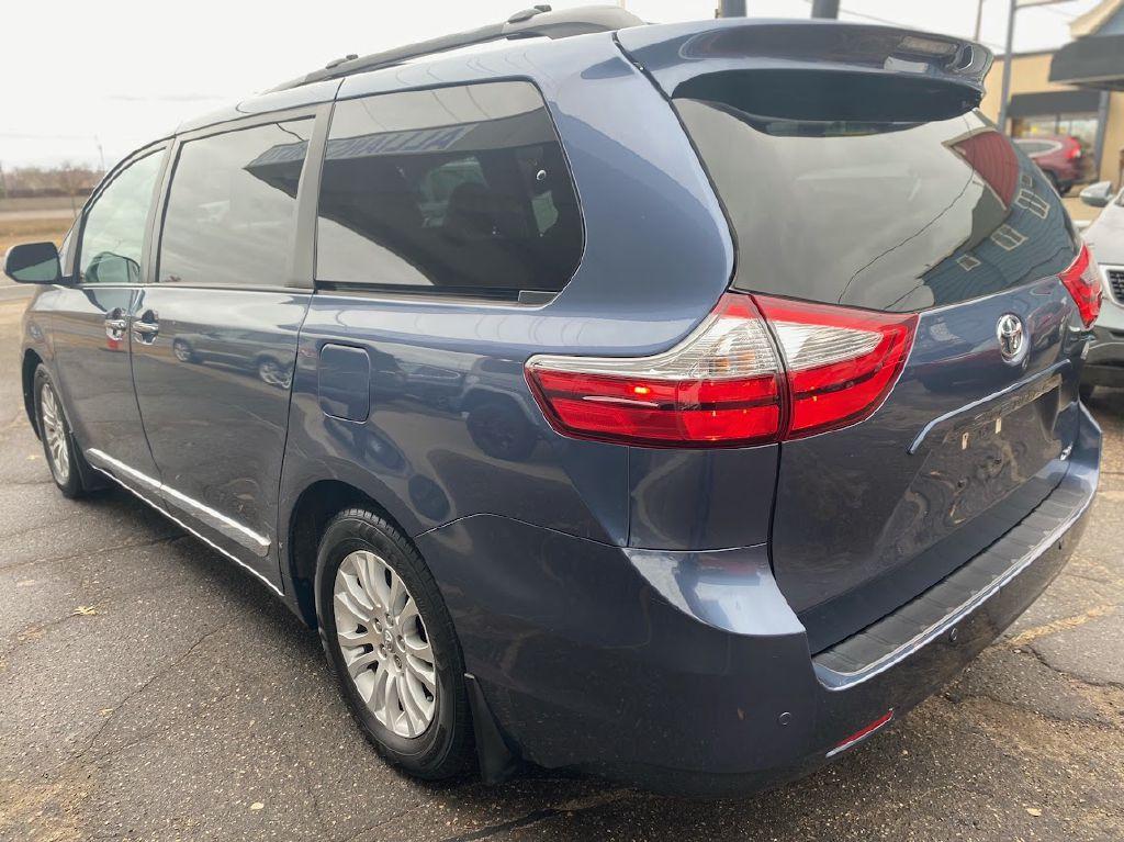 Thumbnail image of 2017 Toyota Sienna at ALLIANCE AUTO LLC