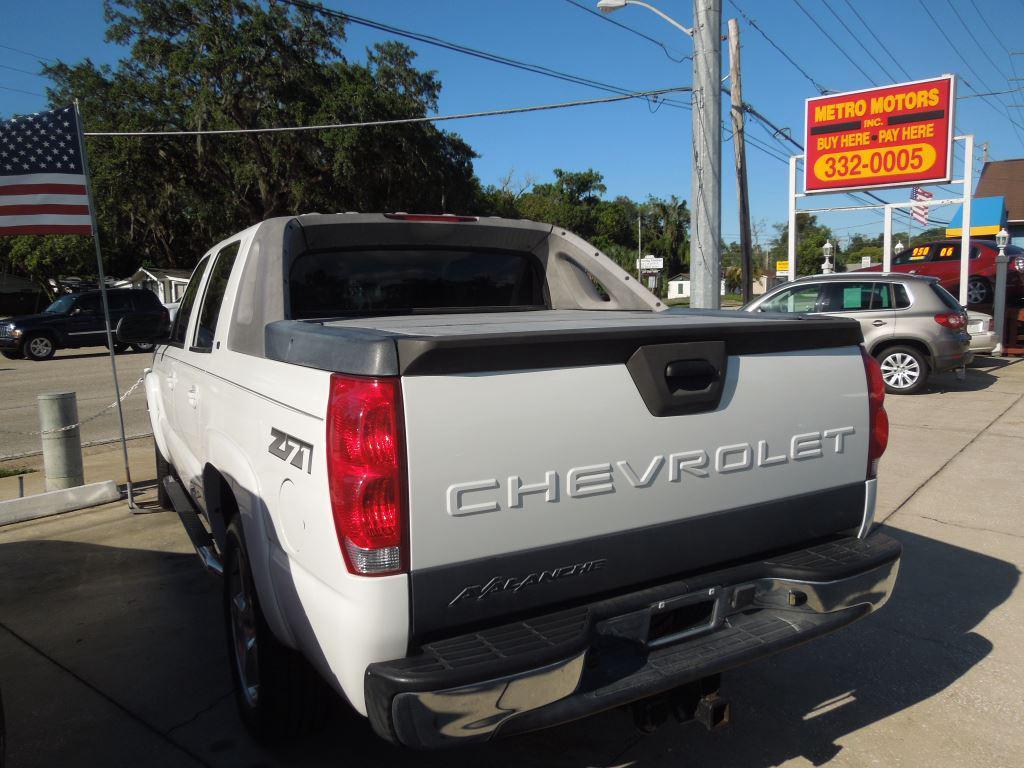 Thumbnail image of 2005 Chevrolet Avalanche at Metro Motor Sales INC