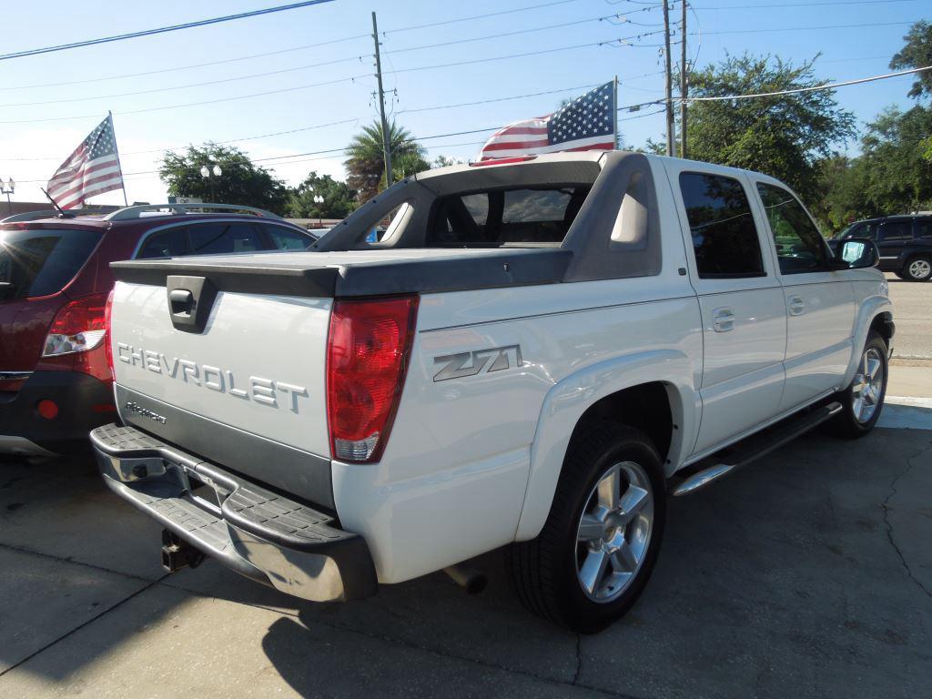 Thumbnail image of 2005 Chevrolet Avalanche at Metro Motor Sales INC