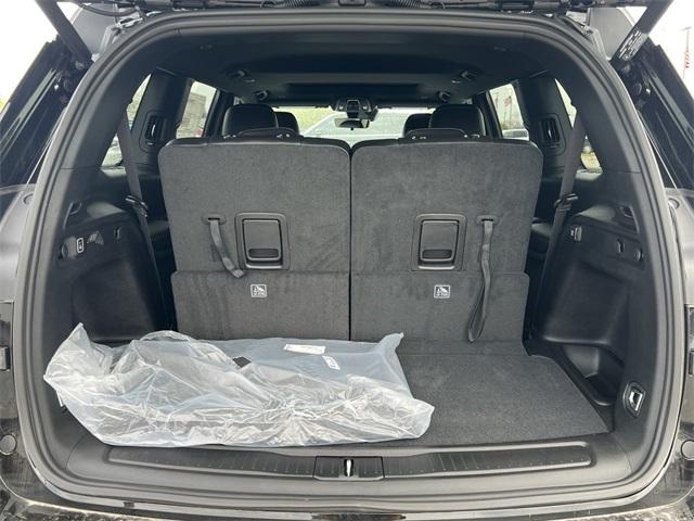 Thumbnail image of 2025 Jeep Grand Cherokee L at Chrysler Dodge Jeep Ram of Southfield