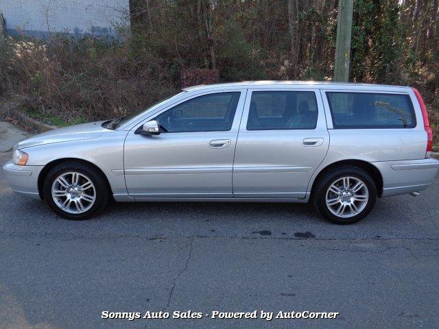Thumbnail image of 2007 Volvo V70 at Sonny's Auto Sales