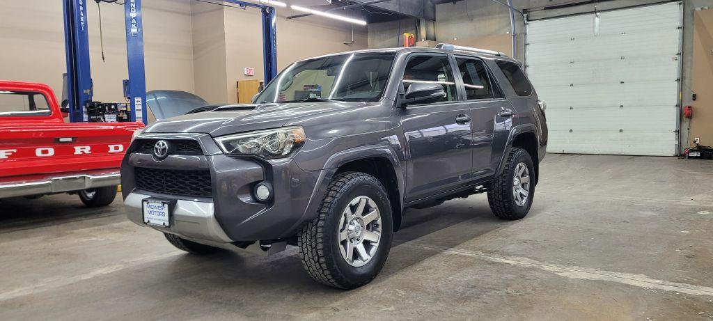Thumbnail image of 2014 Toyota 4Runner at MIDWEST MOTORS