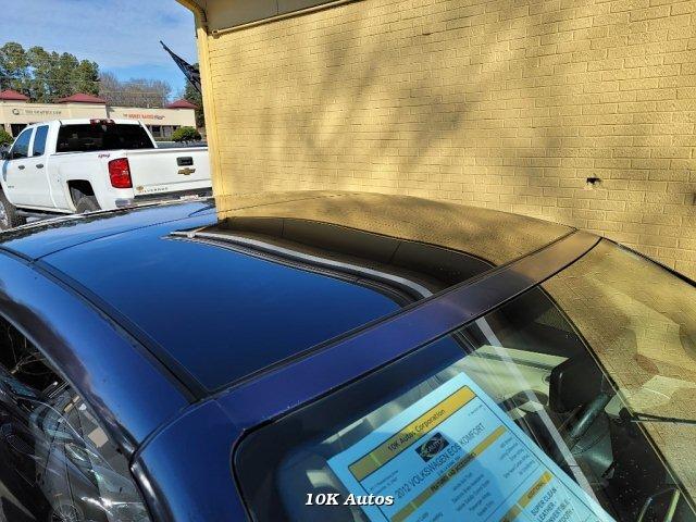Thumbnail image of 2012 Volkswagen Eos at 10K Autos