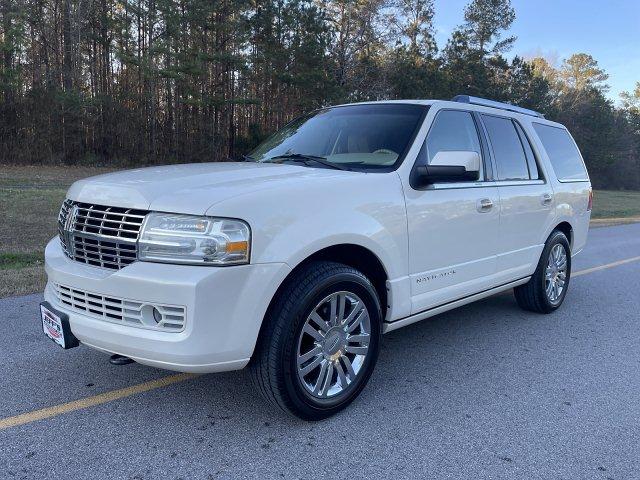 Thumbnail image of 2008 Lincoln Navigator at Jeff's Auto Sale, Inc.