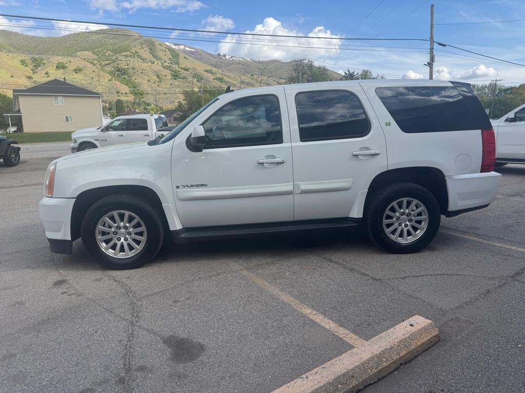 Thumbnail image of 2009 GMC Yukon at RIGHT DEAL AUTO SALES