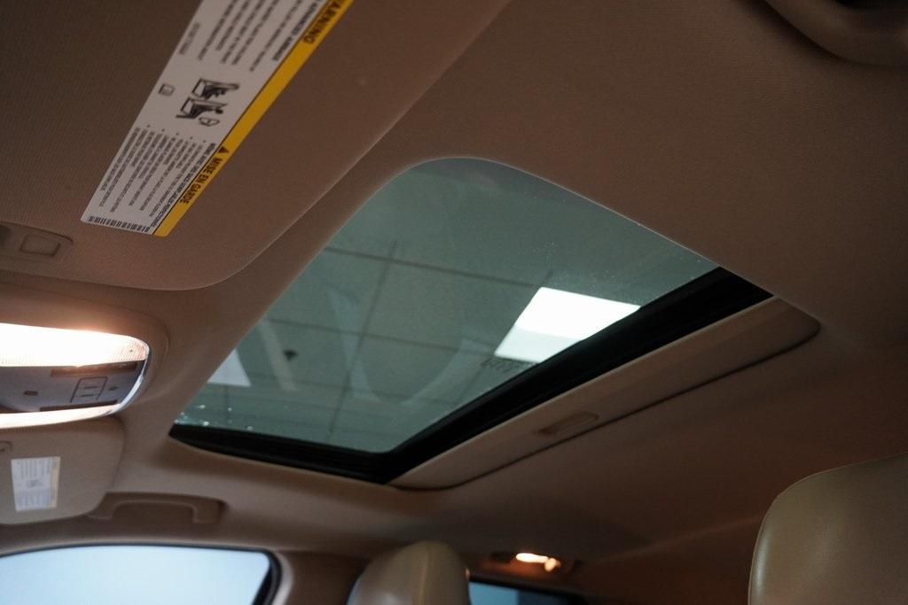 Thumbnail image of 2015 Jeep Grand Cherokee at Serpentini Chevrolet of Strongsville