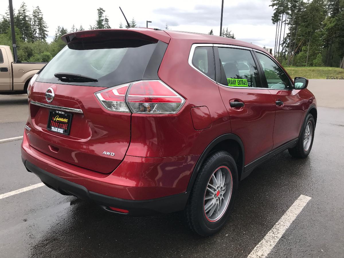 Thumbnail image of 2016 Nissan Rogue at The Trade Store / Affordable Car Rentals
