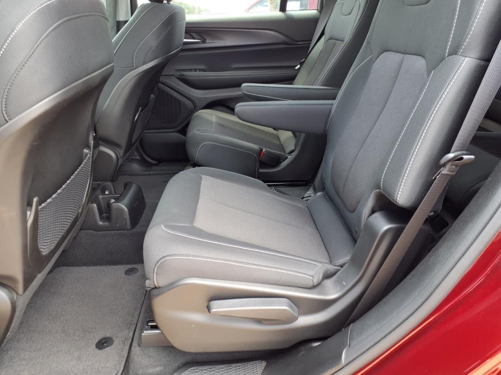 Thumbnail image of 2023 Jeep Grand Cherokee L at Reliance Nissan