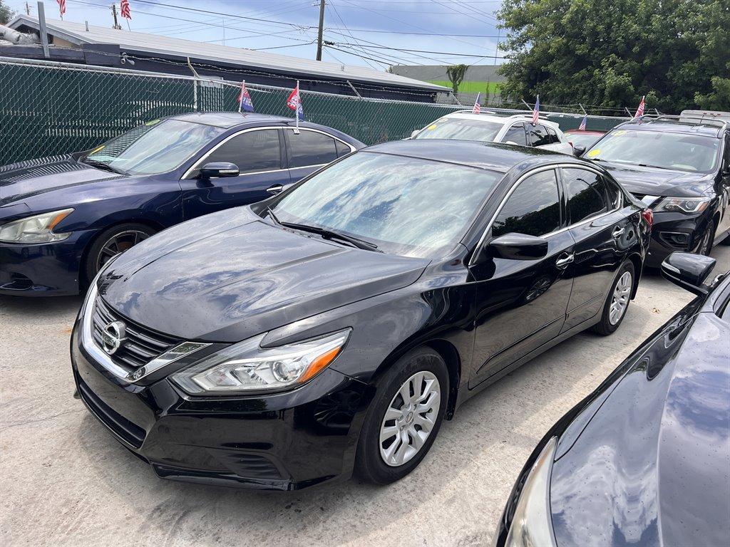 Thumbnail image of 2017 Nissan Altima at Nice Car Inc