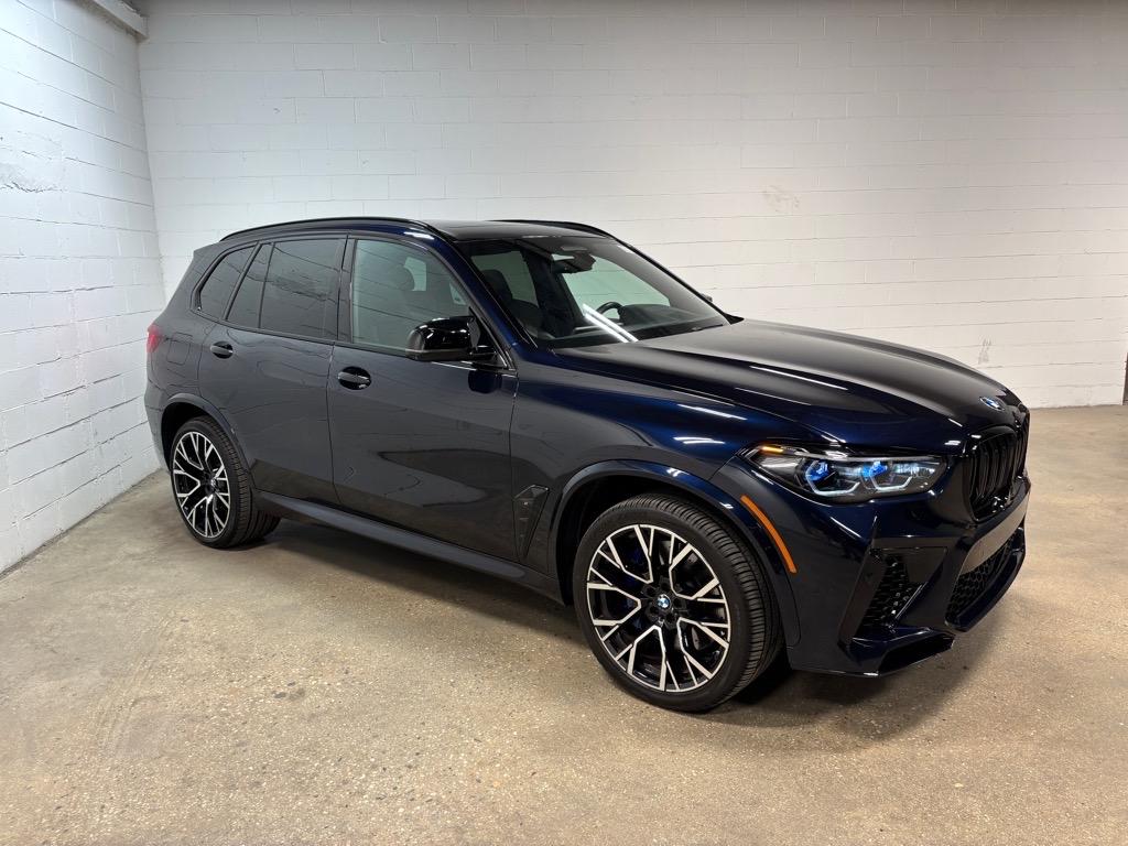 Thumbnail image of 2022 BMW X5 M at Jaguar Land Rover Glen Cove
