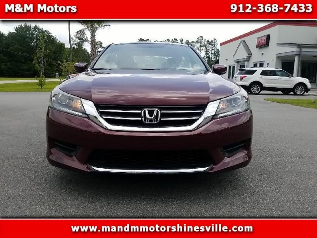 Thumbnail image of 2015 Honda Accord at M & M Motors