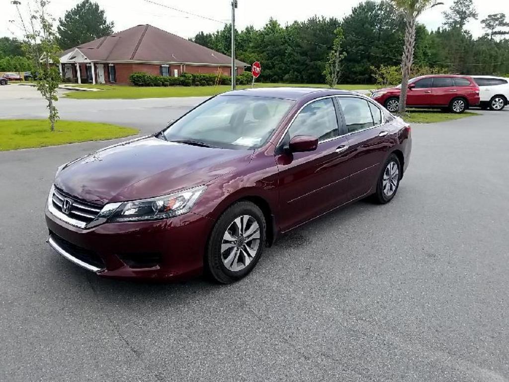 Thumbnail image of 2015 Honda Accord at M & M Motors